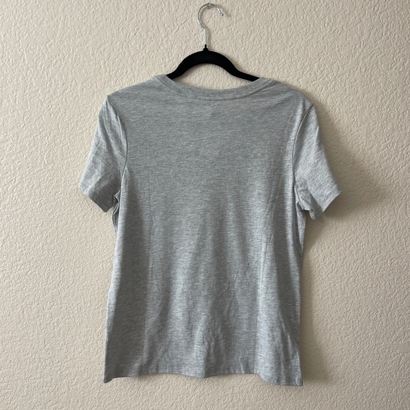 2/$20 • 0312 - ZOE + LIV Women’s Small Heather Grey “Mama Bear” Graphic Tee - Picture 3 of 4